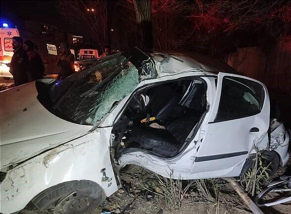 برخورد مرگبار ۲۰۶ با تیر چراغ برق فشار قوی درجاده  شاندیز مشهد